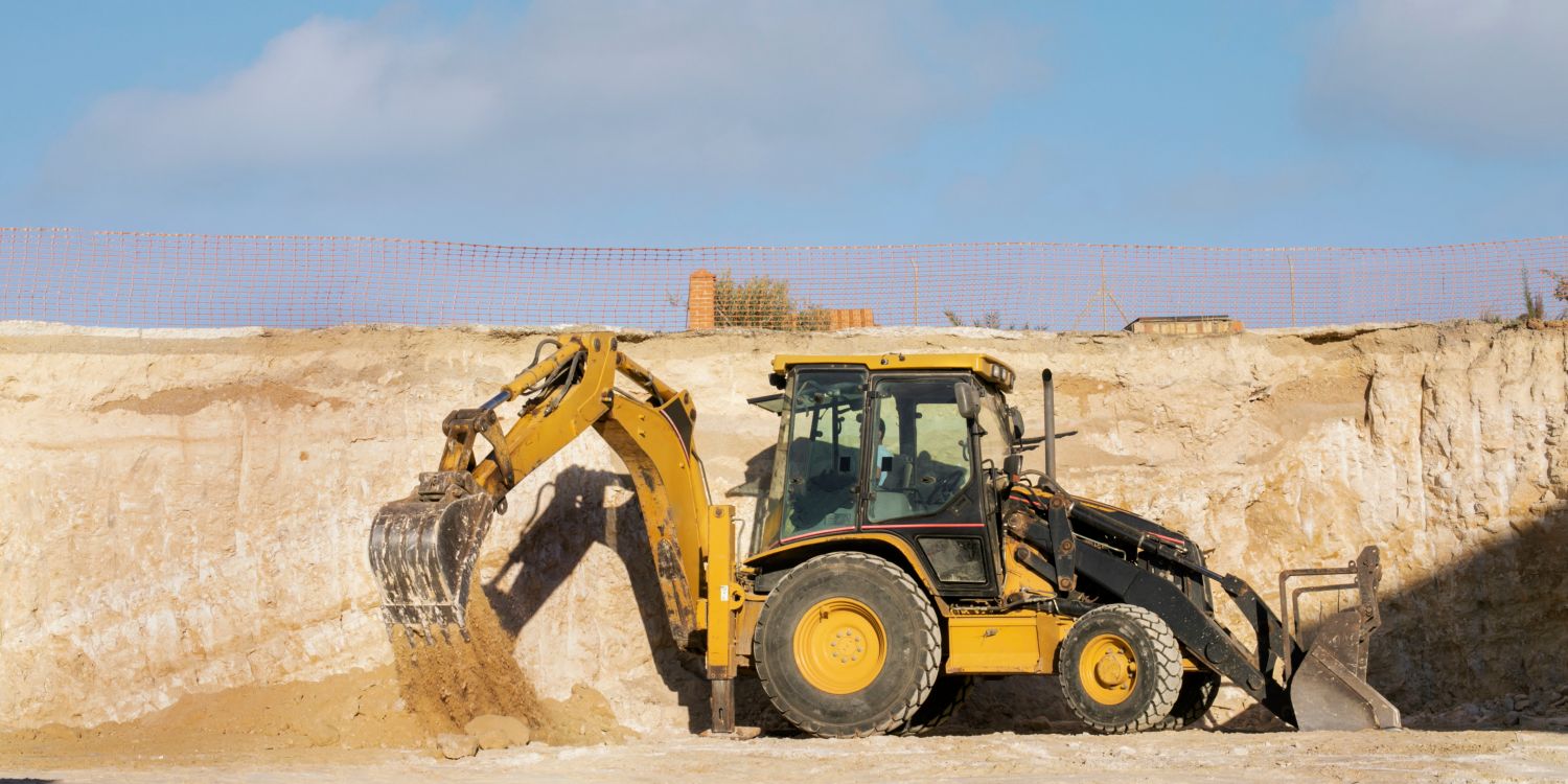 Лучшее Руководство по Финансированию Экскаватора-погрузчика — с Изюминкой от Capital MBS!